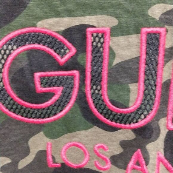Guess Los Angeles Camo T-shirt Medium - Picture 9 of 10